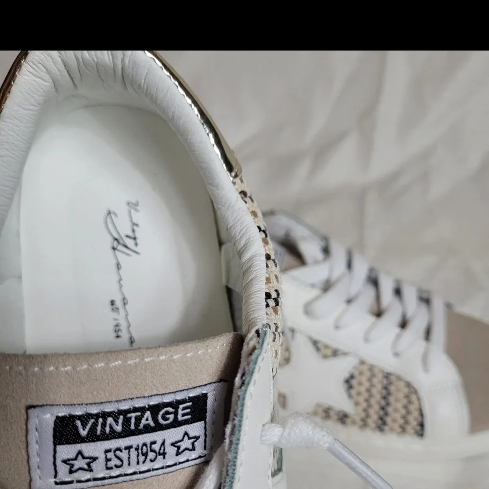 Vintage Havana Beige and White Sneakers - Picture 11 of 14